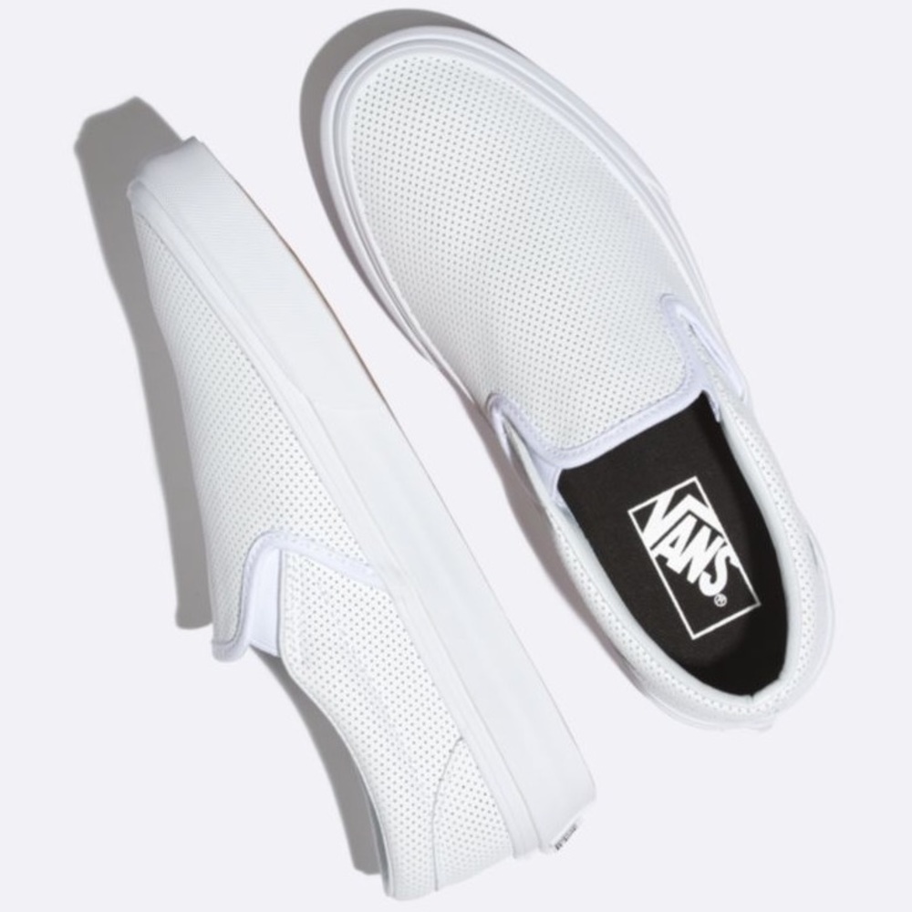 NEW VANS White Leather Classic Slip-On Sneaker 10